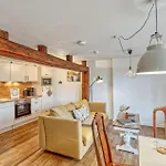 Beatrix I, Apartmán